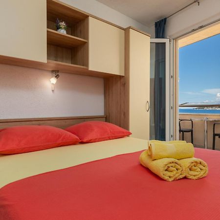 Apartments By The Sea Drasnice, Makarska - 6697 Eksteriør billede